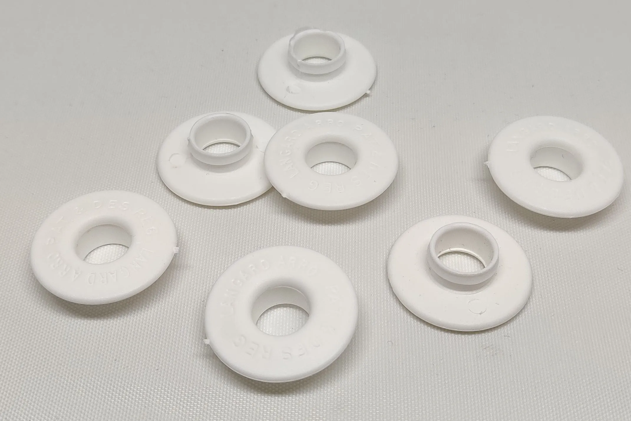 APE - Easy Fix Plastic Eyelets, Pack of 10