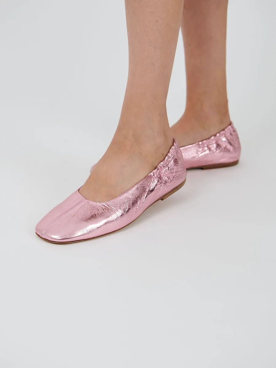 Ballerina Glove Flat in Metallic Pink