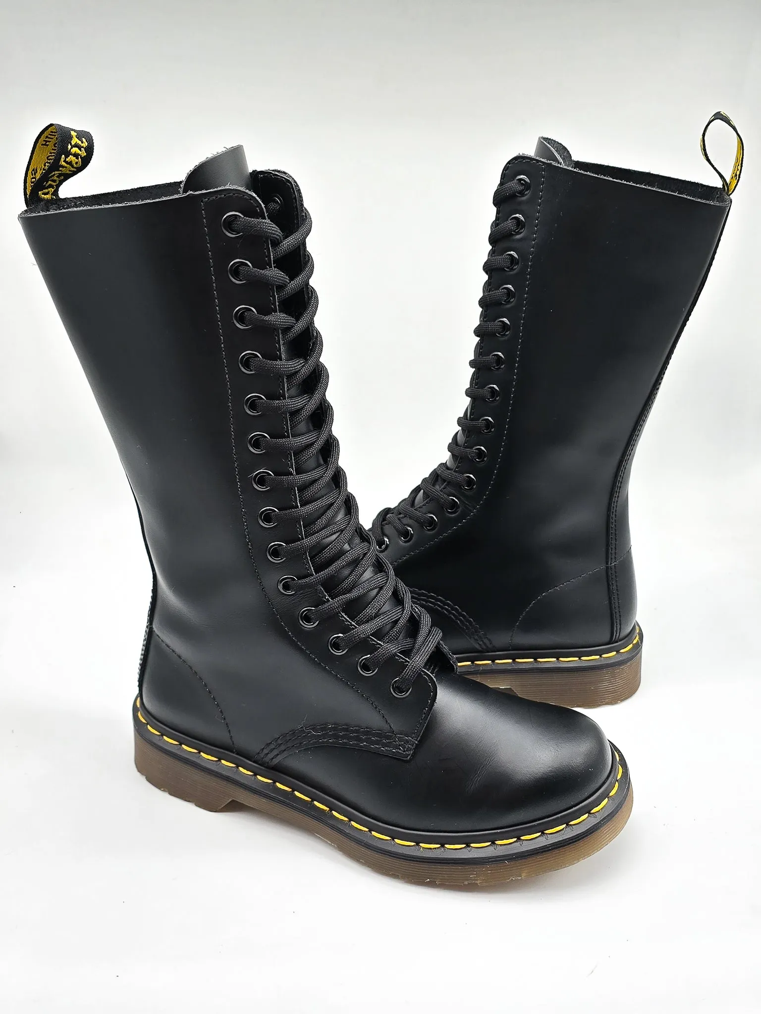 DR. MARTENS 1914 BLACK SMOOTH