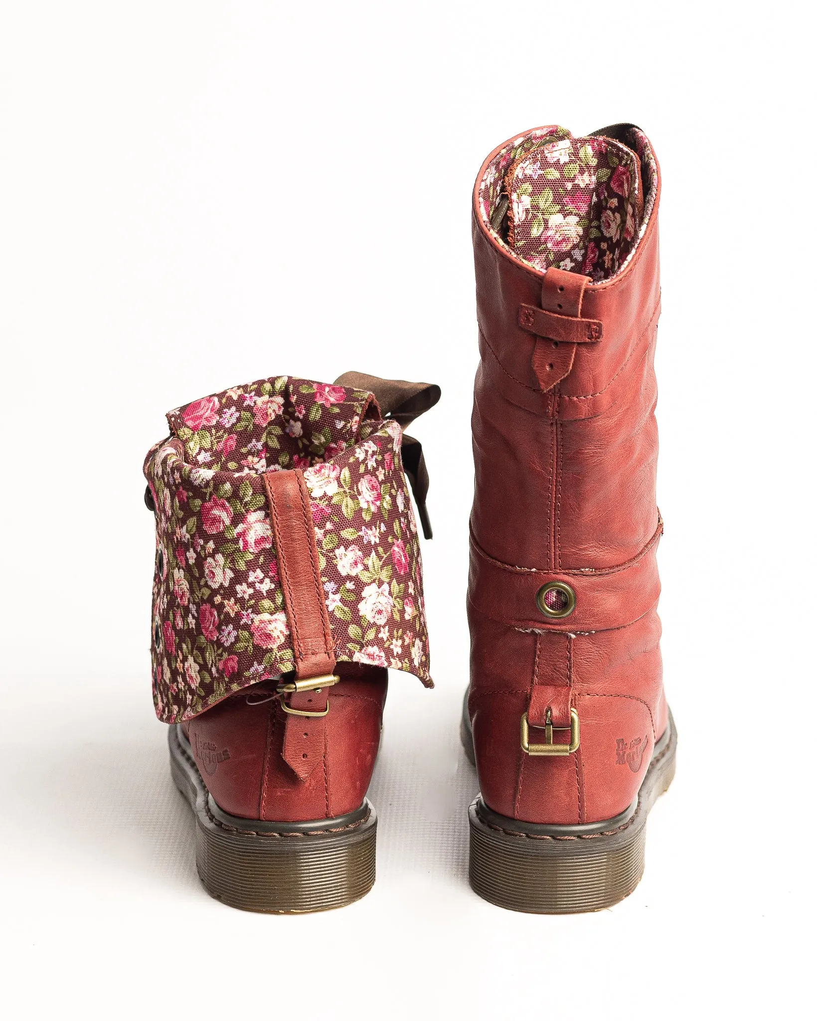 DR. MARTENS TRIUMPH CHERRY MIRAGE FLORAL