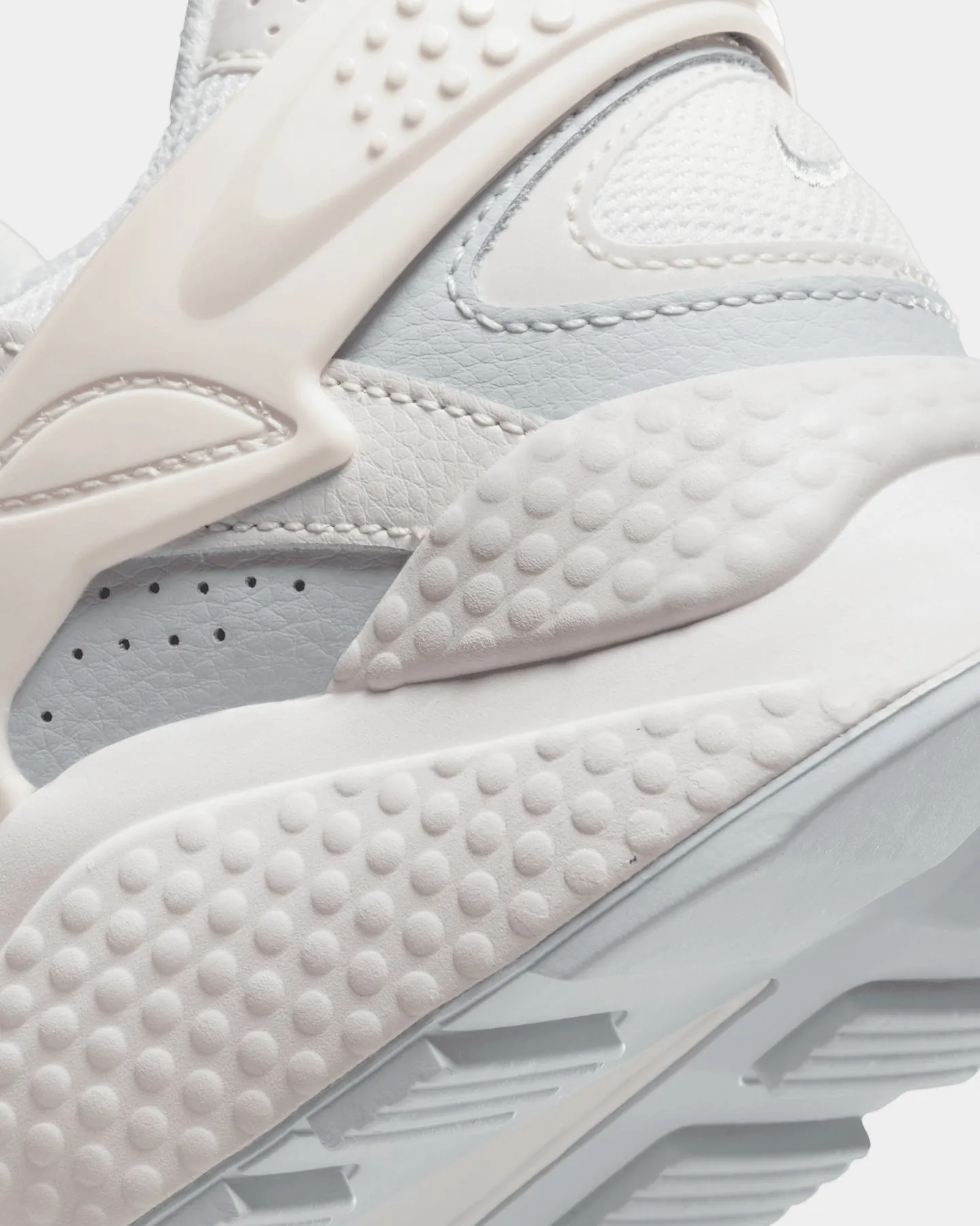 Nike Air Huarache Runner "Pure Platinum" Summit White/Metallic Silver