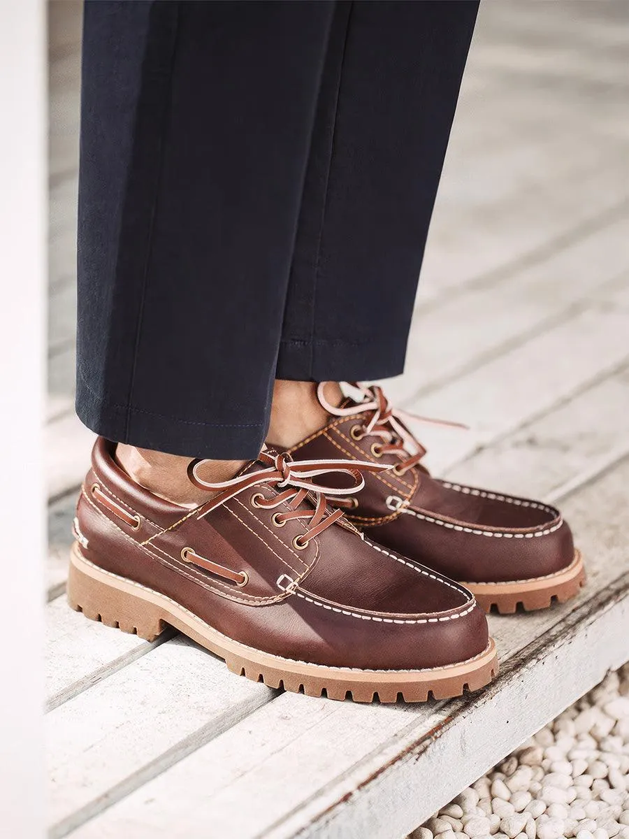 Retro Style Cowhide Laces Boat Shoes